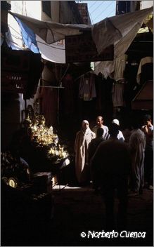 049marruecos 2003-meknes-calle oscura